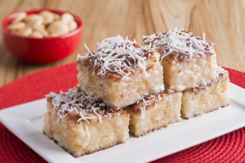 O melhor bolo de todos os tempos é o de Coco gelado