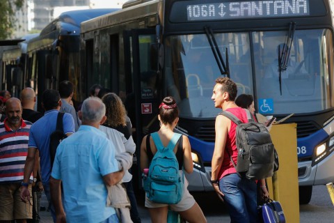 Capital paulista anuncia passe livre nos ônibus aos domingos