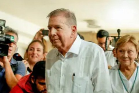 Opositor Edmundo González deixa a Venezuela e recebe asilo na Espanha