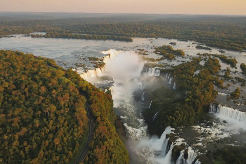 Chega de turismo de massa e compras no Paraguai: conheça Foz do Iguaçu de verdade por meio do turismo sustentável